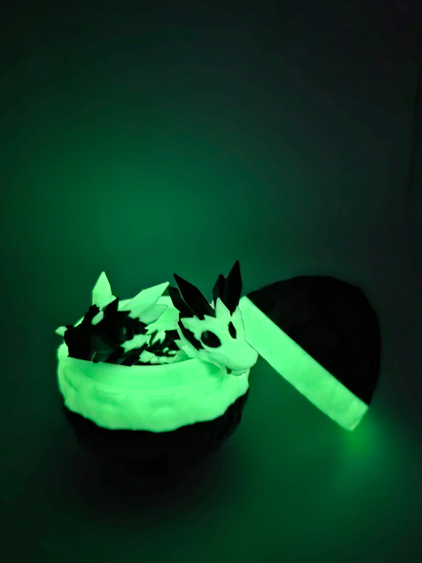 Crystal Baby Dragons – Articulated Flexi Collectible – Glow Green with Black
